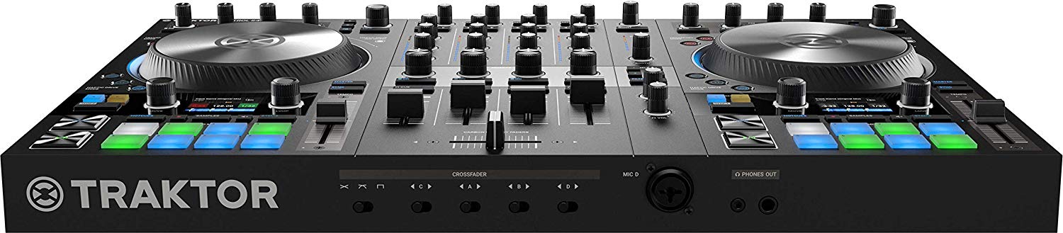 Native Instruments : TRAKTOR Kontrol S4 MK3 - view 5