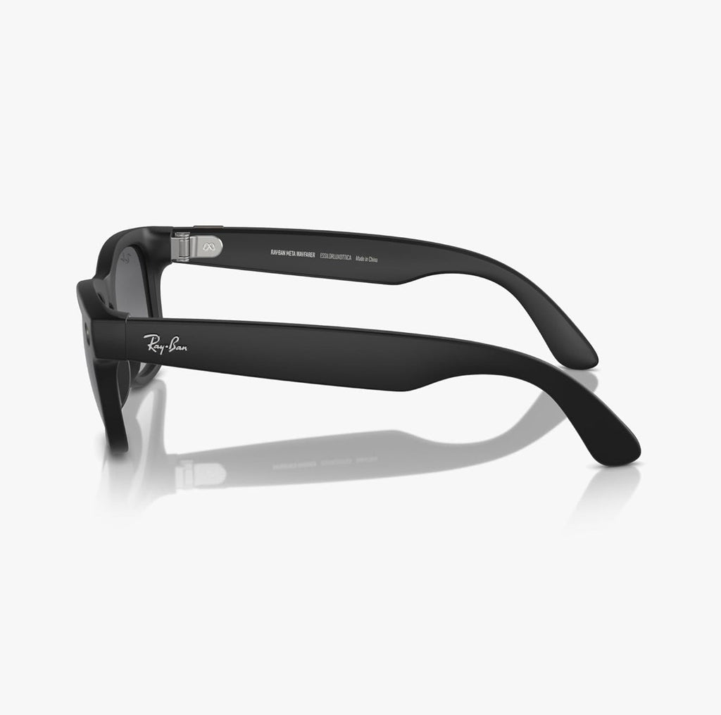 Ray-Ban Meta Wayfarer (Gen 1) - view 9